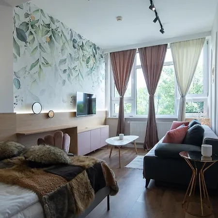 Apartment By Milo Bylo